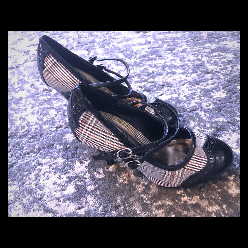 Kenneth Cole Mary-Janes